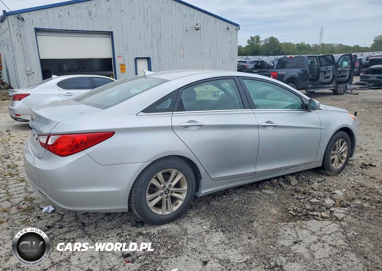 2013 Hyundai Sonata Gls VIN:5NPEB4AC5DH618603 - 3