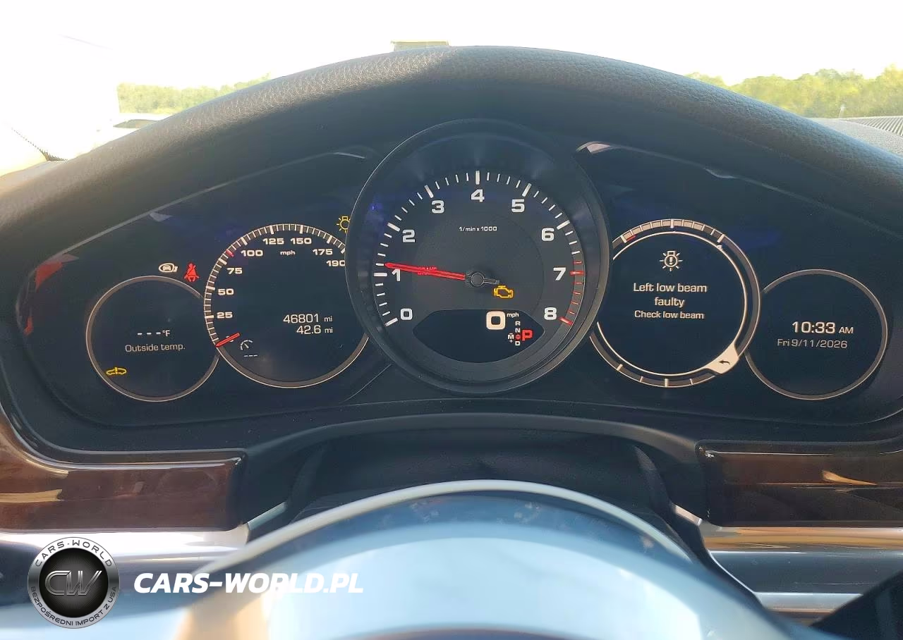 2018 Porsche Panamera 4 VIN:WP0AA2A79JL116502 - 9