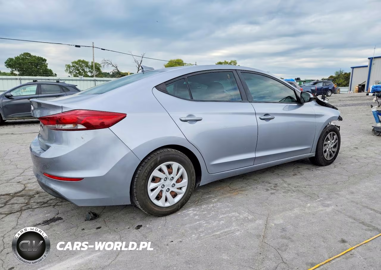 2017 Hyundai Elantra Se VIN:5NPD74LF3HH127621 - 3