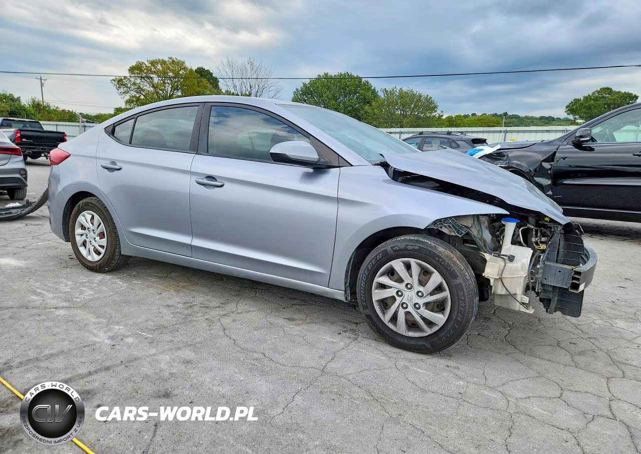 2017 Hyundai Elantra Se VIN:5NPD74LF3HH127621 - 4