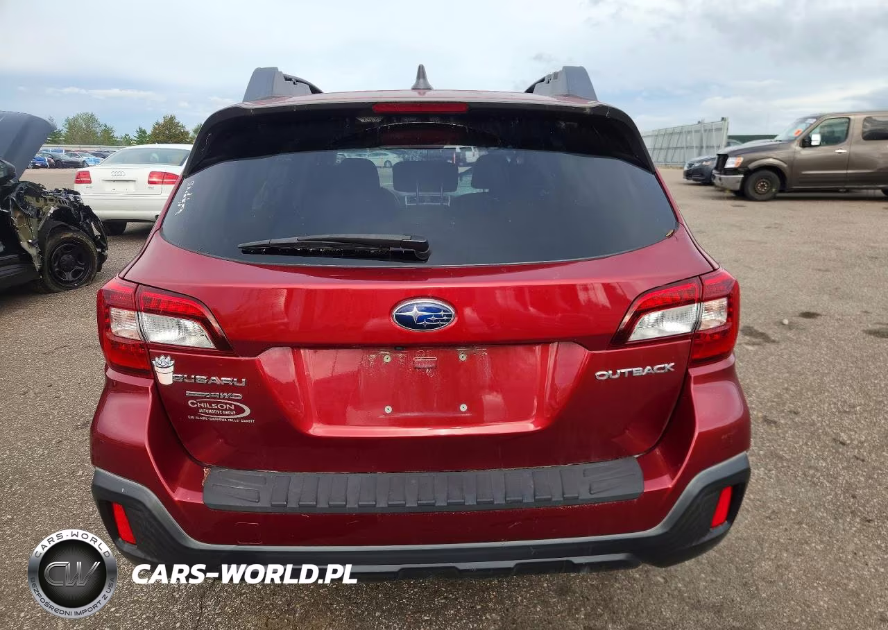 2018 Subaru Outback 2.5I Premium VIN:4S4BSACC6J3360089 - 6