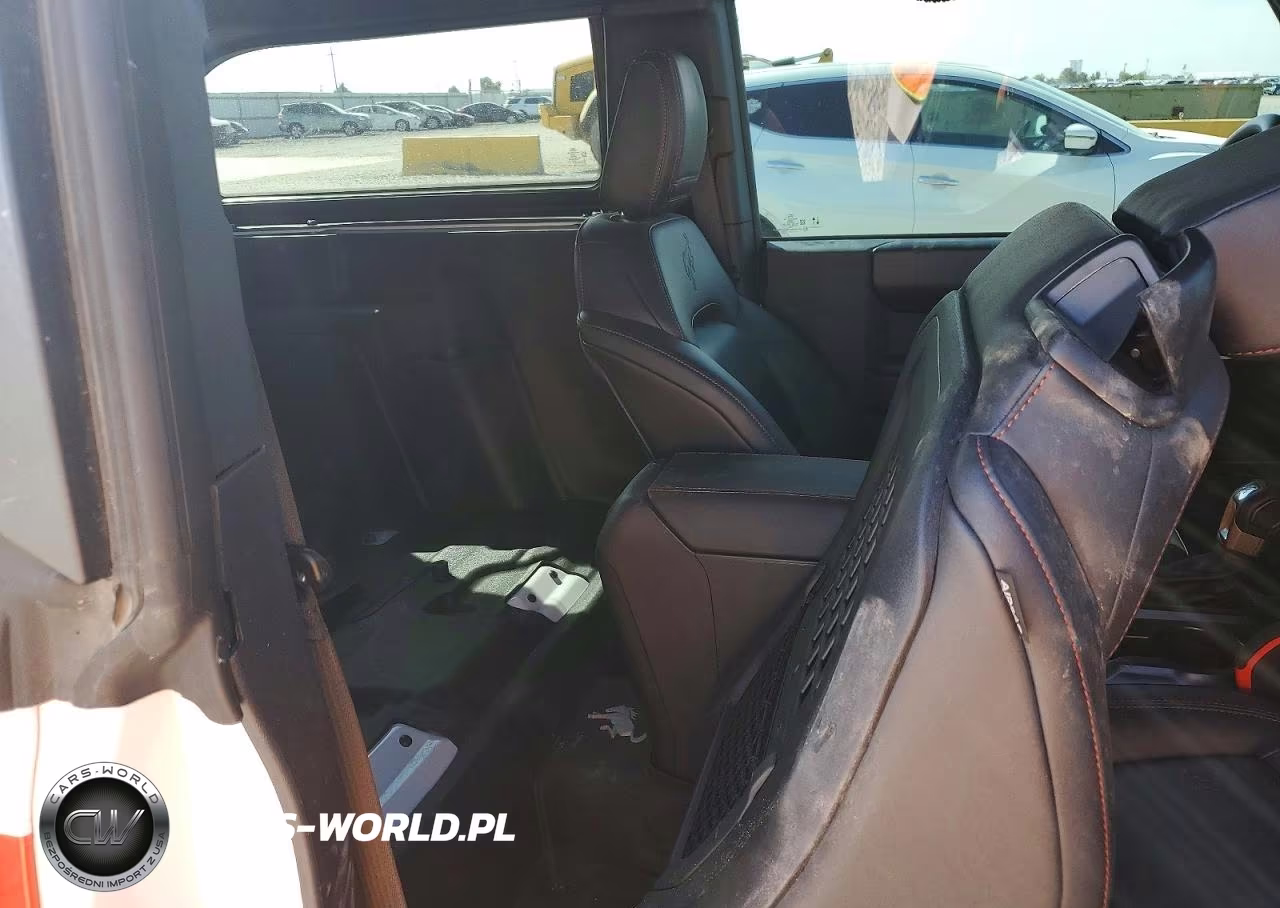 2025 Ford Bronco Stroppe Edition VIN:1FMDE0AP2SLA20634 - 11