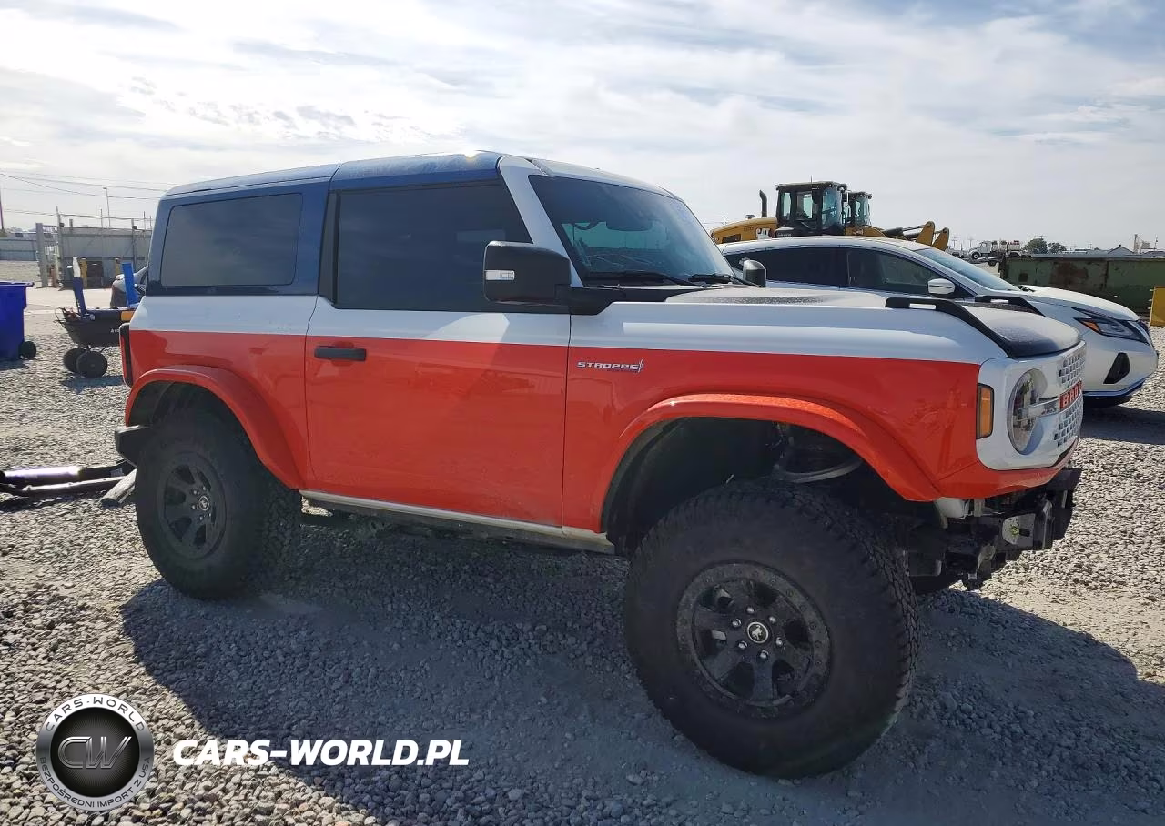 2025 Ford Bronco Stroppe Edition VIN:1FMDE0AP2SLA20634 - 4