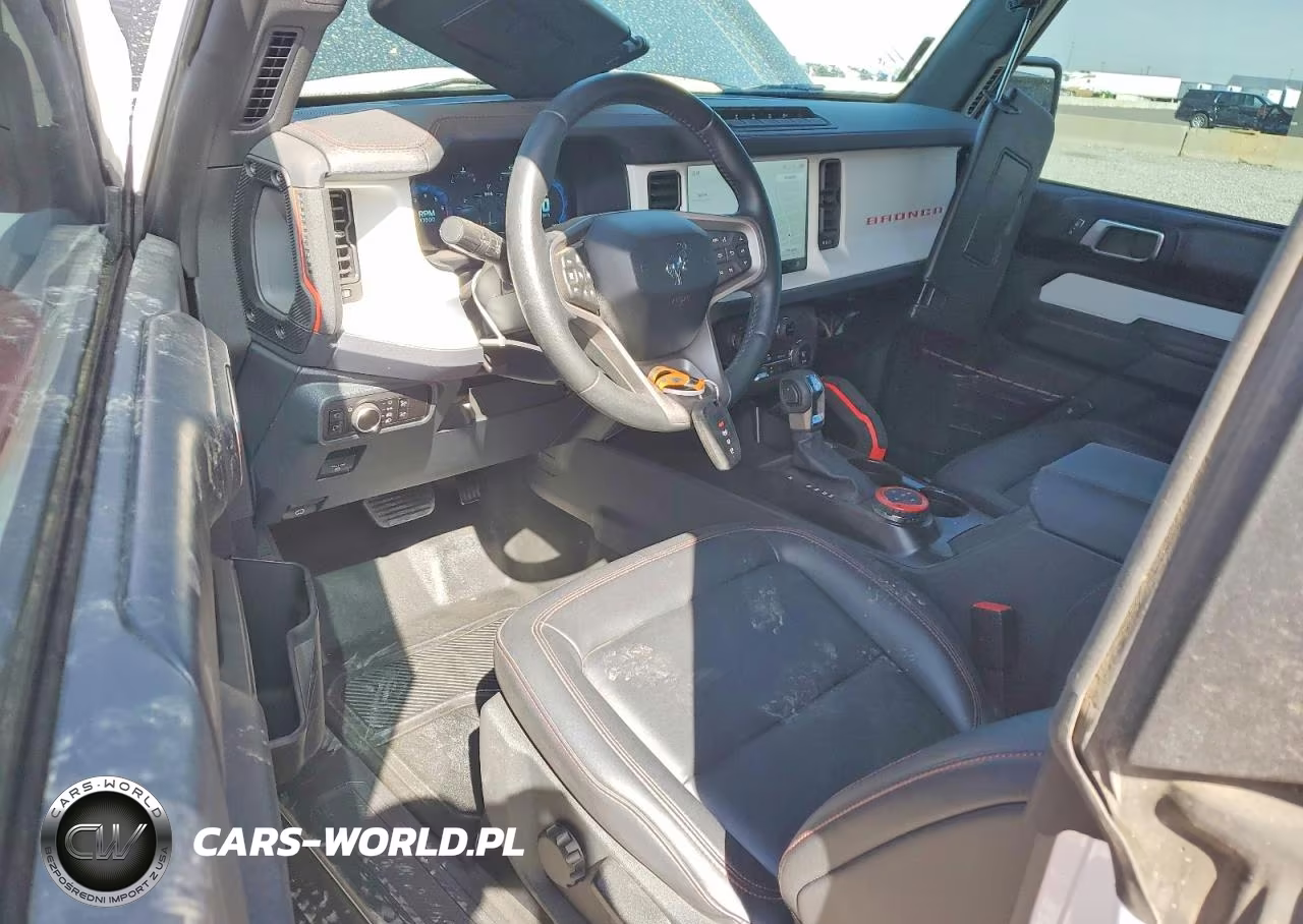 2025 Ford Bronco Stroppe Edition VIN:1FMDE0AP2SLA20634 - 8