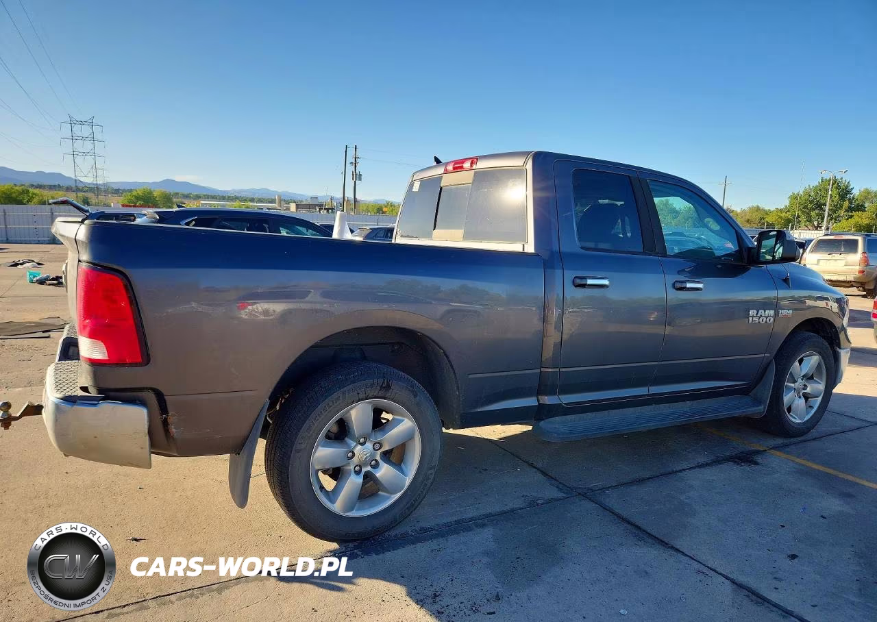 2016 Ram 1500 VIN:1C6RR7GT8GS343232 - 3
