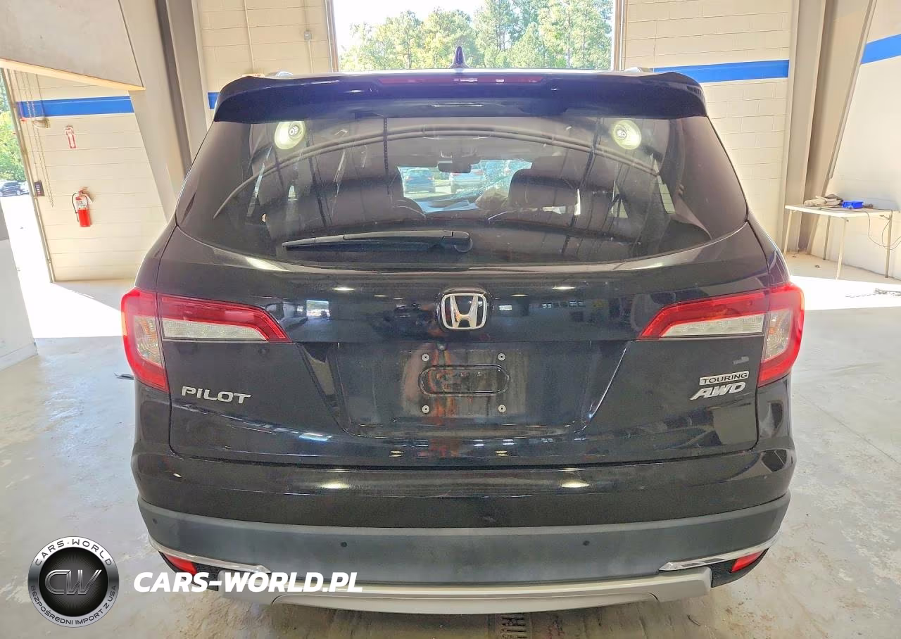 2020 Honda Pilot Touring VIN:5FNYF6H94LB020975 - 6