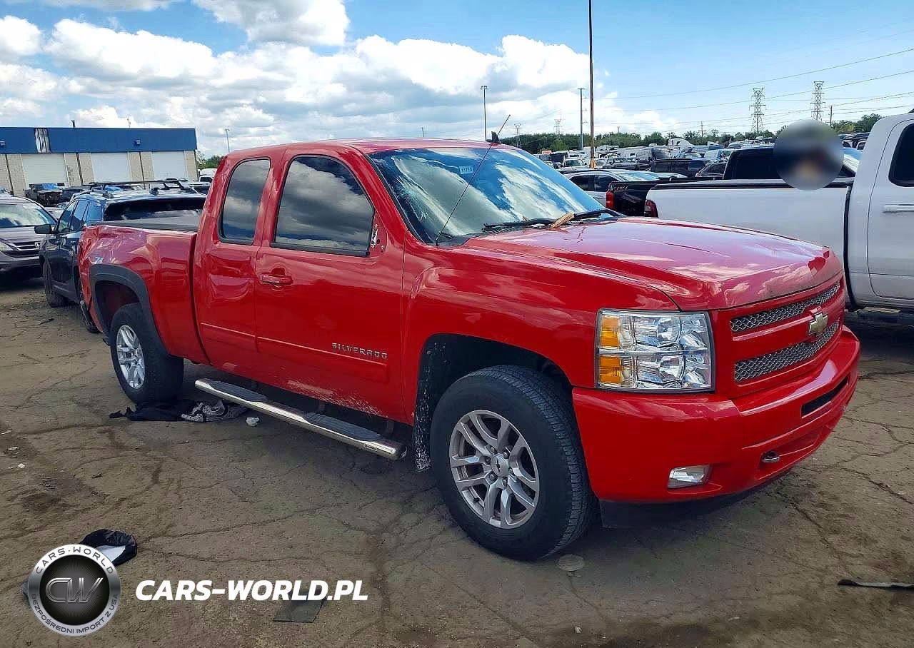 2011 Chevrolet Silverado K1500 Lt VIN:1GCRKSE31BZ376155 - 4