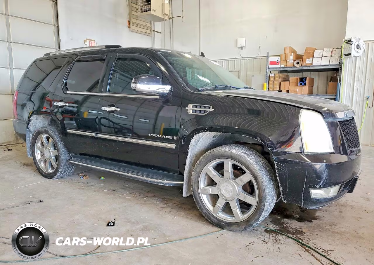 2007 Cadillac Escalade Luxury VIN:1GYFK63867R374685 - 4