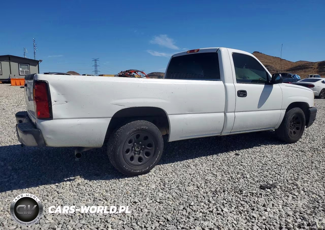 2005 Chevrolet Silverado C1500 VIN:1GCEC14X15Z273378 - 3