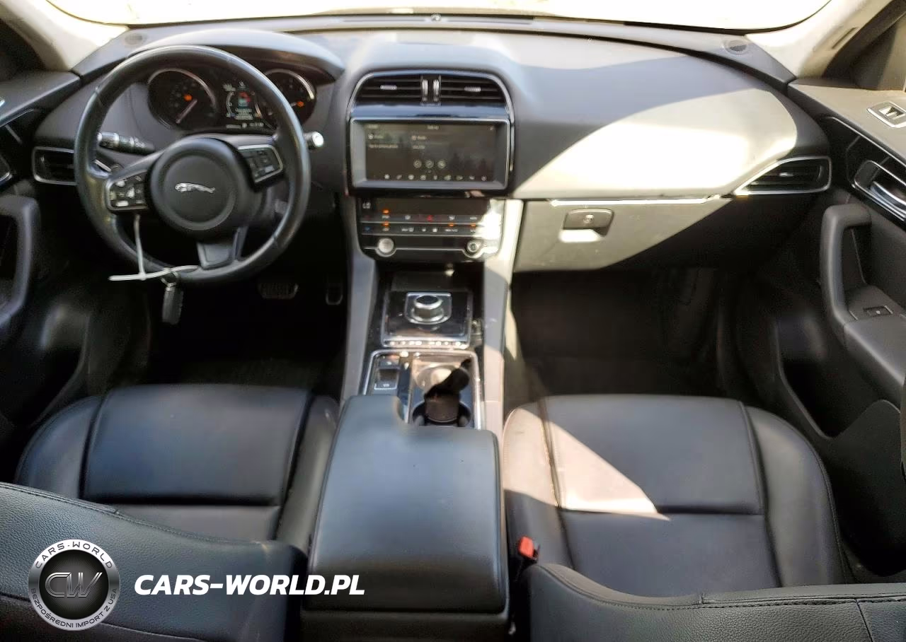 2019 Jaguar F-Pace VIN:SADCS2FX8KA605702 - 8