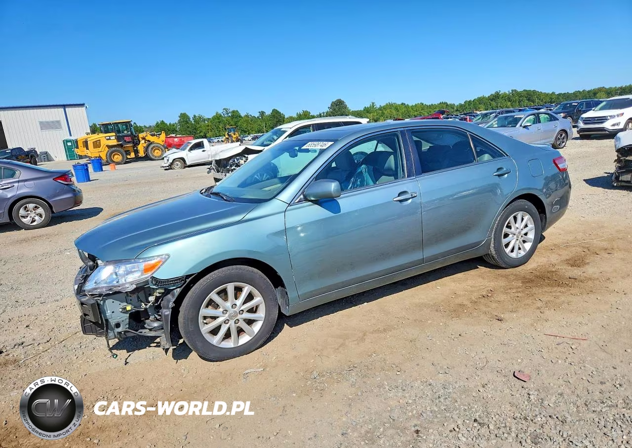 2011 Toyota Camry Xle – zdjęcie 1 z 13