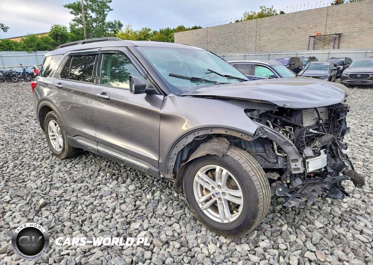 2021 Ford Explorer Xlt VIN:1FMSK8DH6MGA29397 - 4