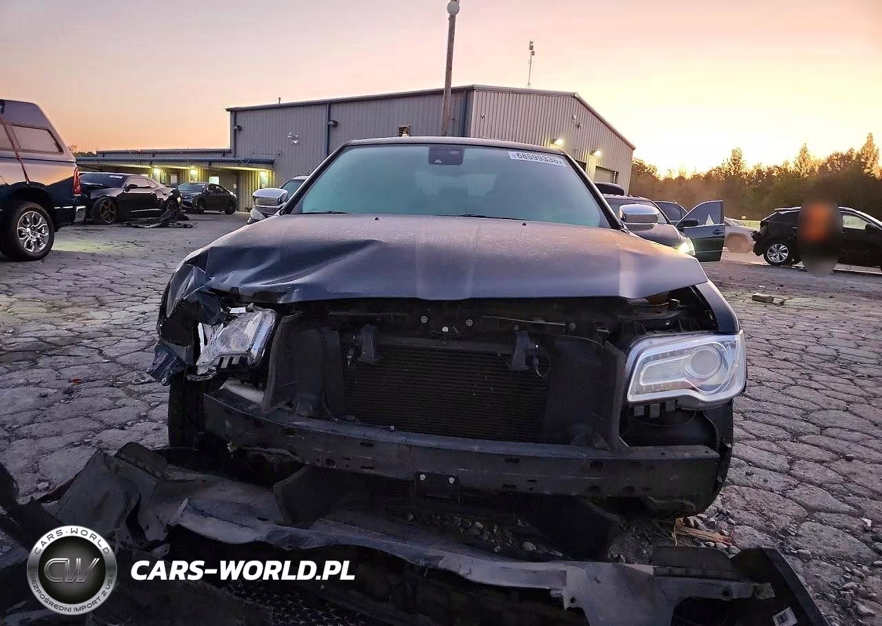 2021 Chrysler 300 Touring VIN:2C3CCAAG8MH614970 - 5