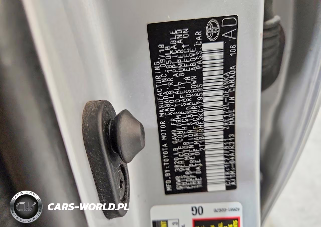 2019 Toyota Corolla Le VIN:2T1BURHE3KC179595 - 12