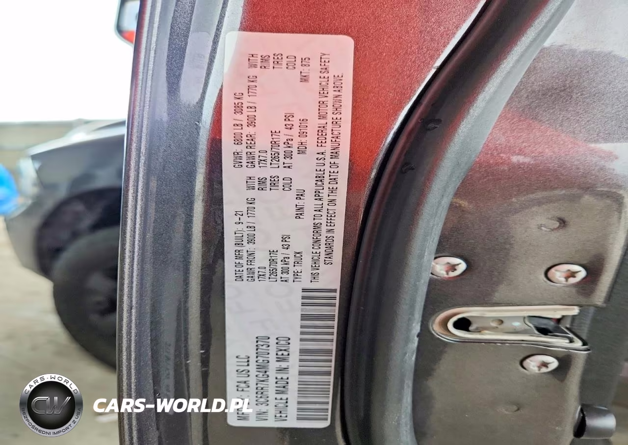2021 Ram 1500 Classic Tradesman VIN:3C6RR7KG4MG707370 - 12
