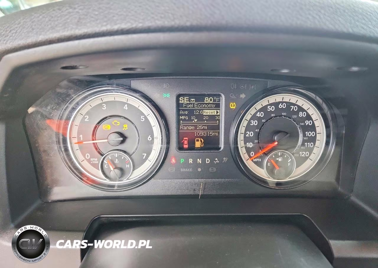 2021 Ram 1500 Classic Tradesman VIN:3C6RR7KG4MG707370 - 9
