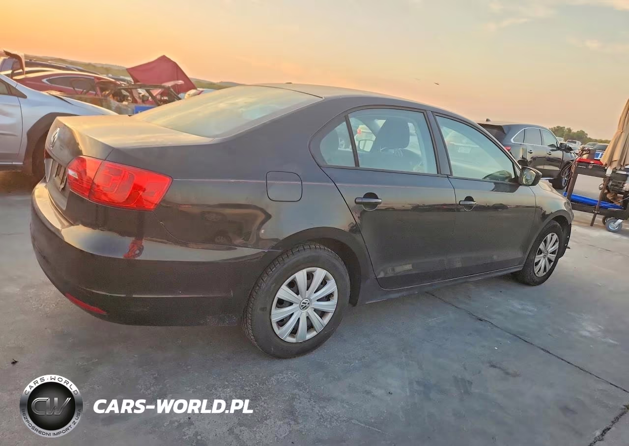 2014 Volkswagen Jetta Base VIN:3VW2K7AJ1EM438787 - 3