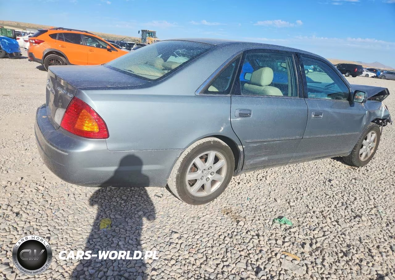 2000 Toyota Avalon Xls VIN:4T1BF28B4YU048223 - 3
