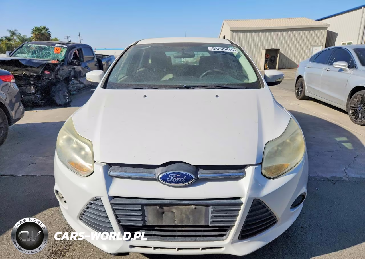 2013 Ford Focus Se VIN:1FADP3K25DL307865 - 5
