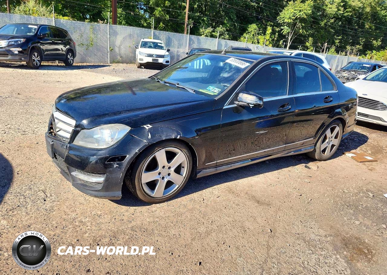 2012 Mercedes-Benz C 300 4Matic VIN:WDDGF8BB3CR192952 - 1