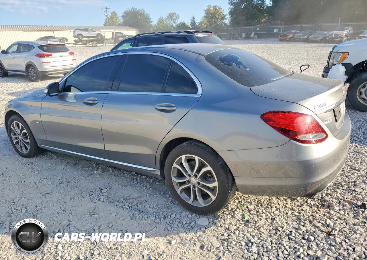 2015 Mercedes-Benz C 300 4Matic VIN:55SWF4KB2FU059767 - 2