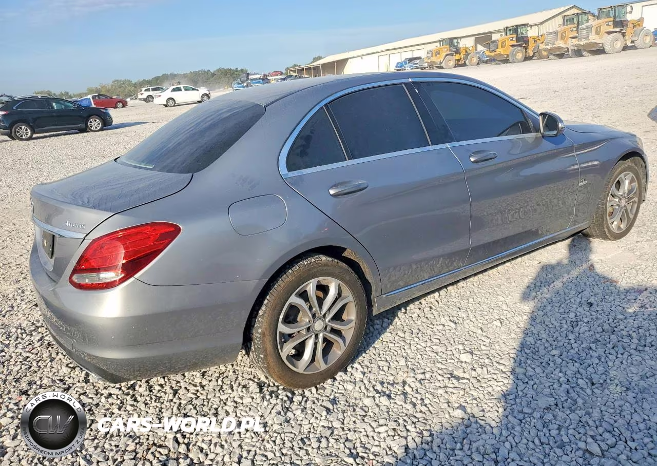 2015 Mercedes-Benz C 300 4Matic VIN:55SWF4KB2FU059767 - 3