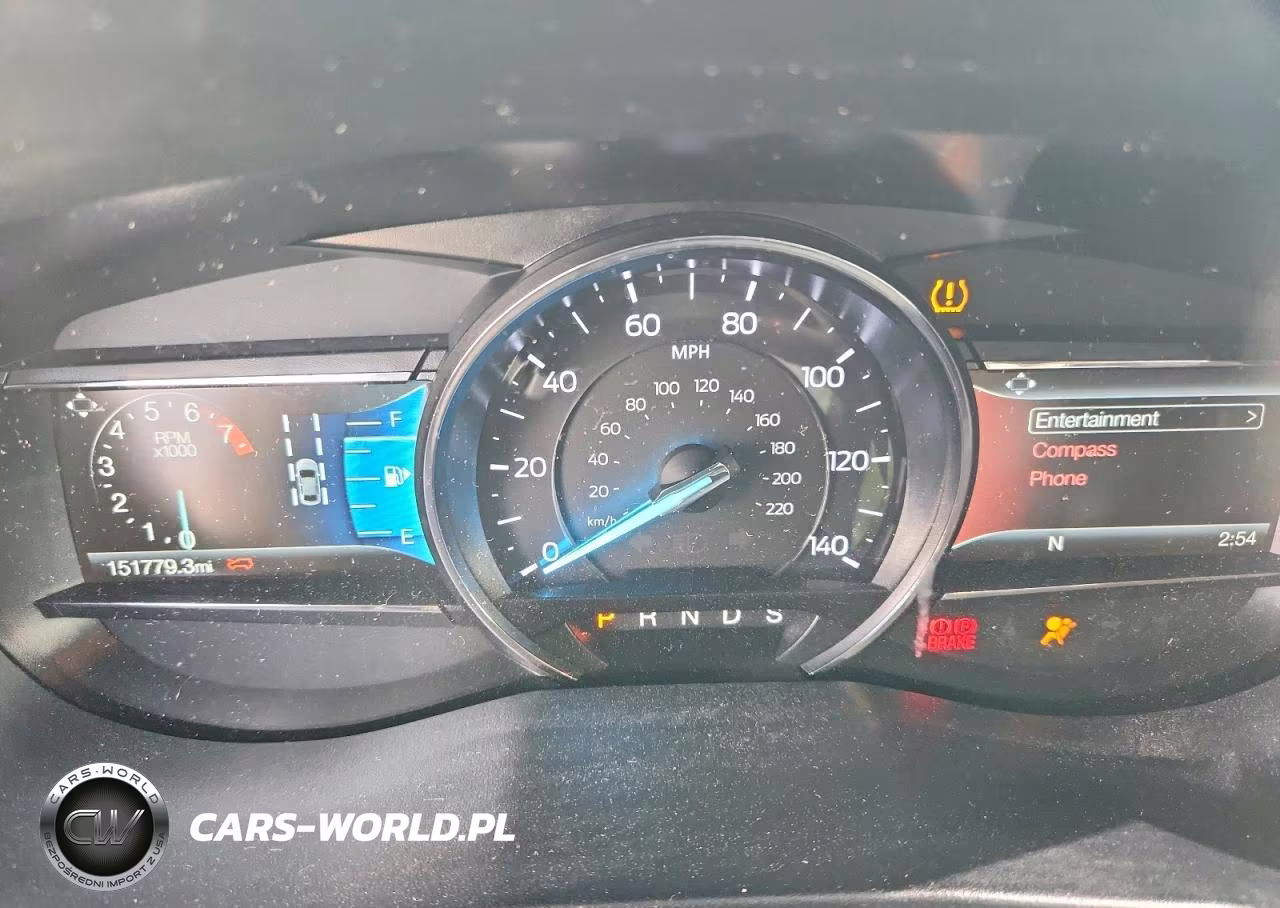2018 Ford Explorer Xlt VIN:1FM5K8D87JGB94786 - 9