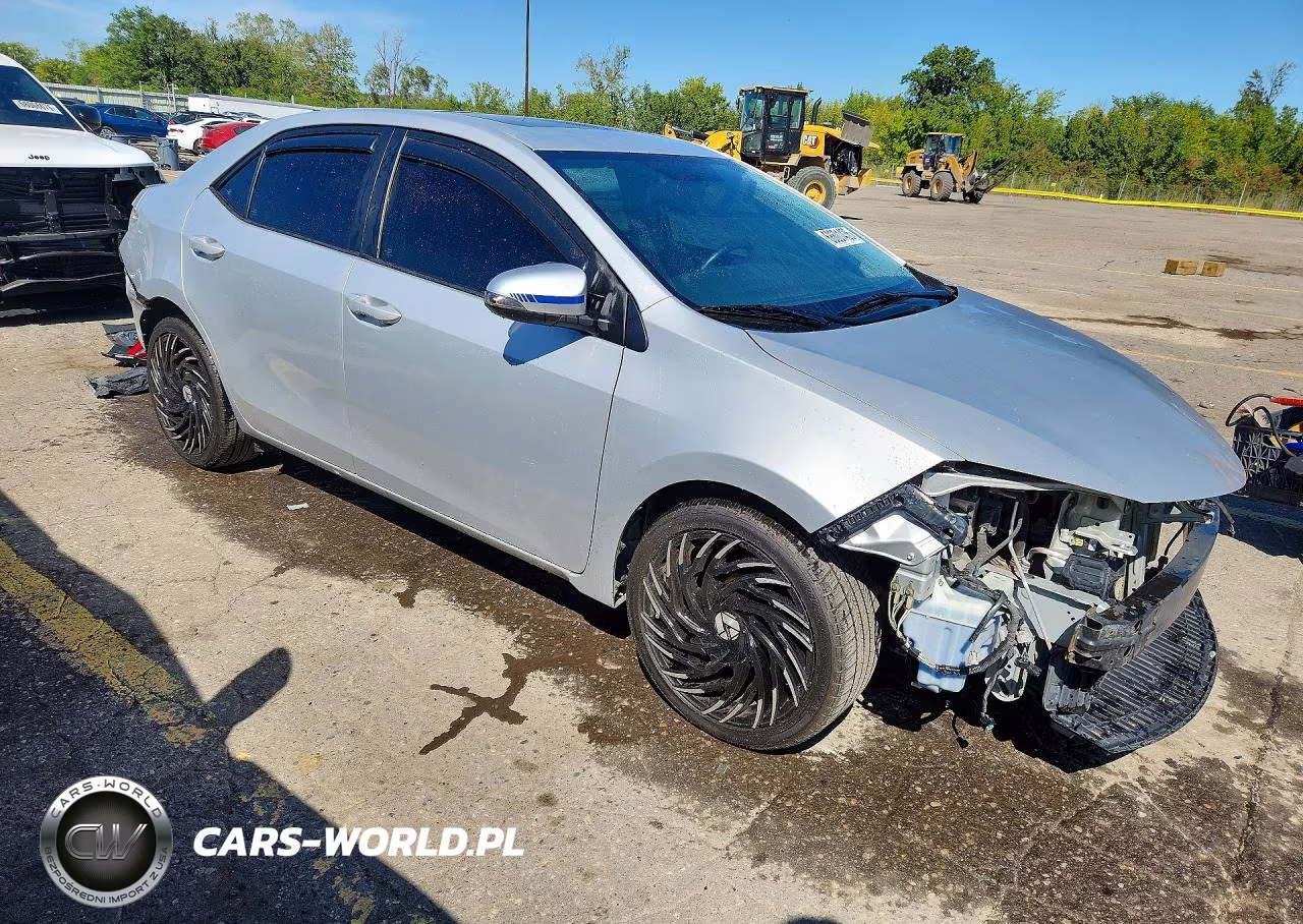 2015 Toyota Corolla S Plus VIN:2T1BURHE6FC473479 - 4
