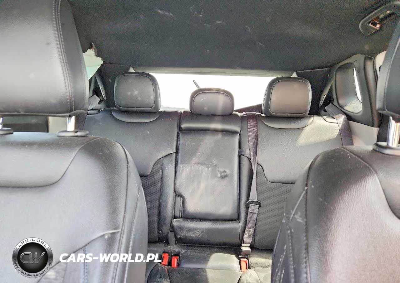 2024 Jeep Compass Latitude VIN:3C4NJDBN3RT598863 - 10