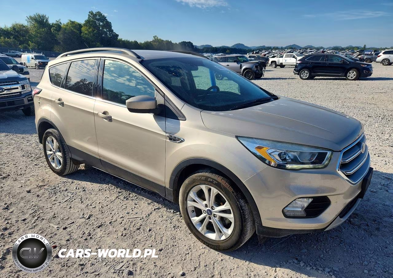 2017 Ford Escape Se VIN:1FMCU0GD0HUD04620 - 4