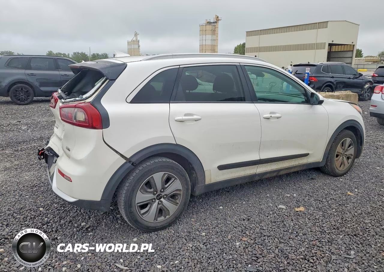 2019 Kia Niro Lx VIN:KNDCB3LC9K5260093 - 3