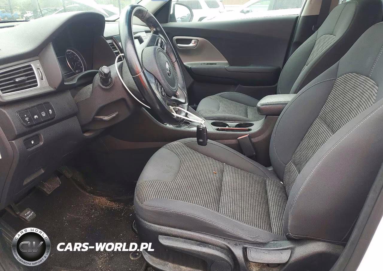 2019 Kia Niro Lx VIN:KNDCB3LC9K5260093 - 7