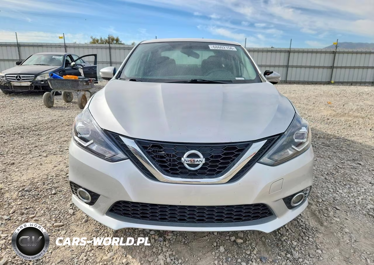 2017 Nissan Sentra Sr Turbo VIN:3N1CB7AP2HY253045 - 5