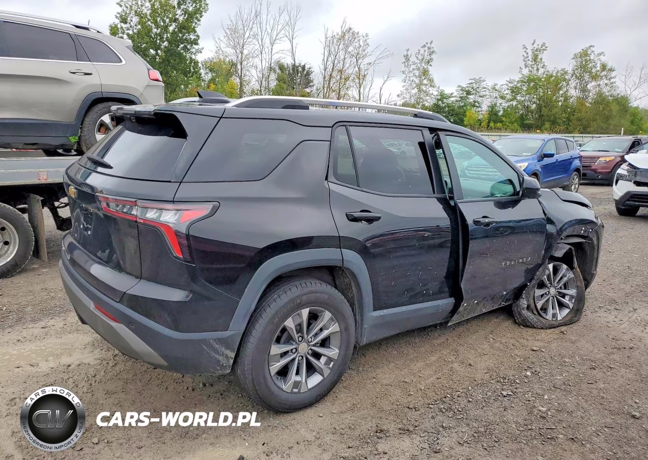 2025 Chevrolet Equinox Lt VIN:3GNAXPEG0SL110834 - 3