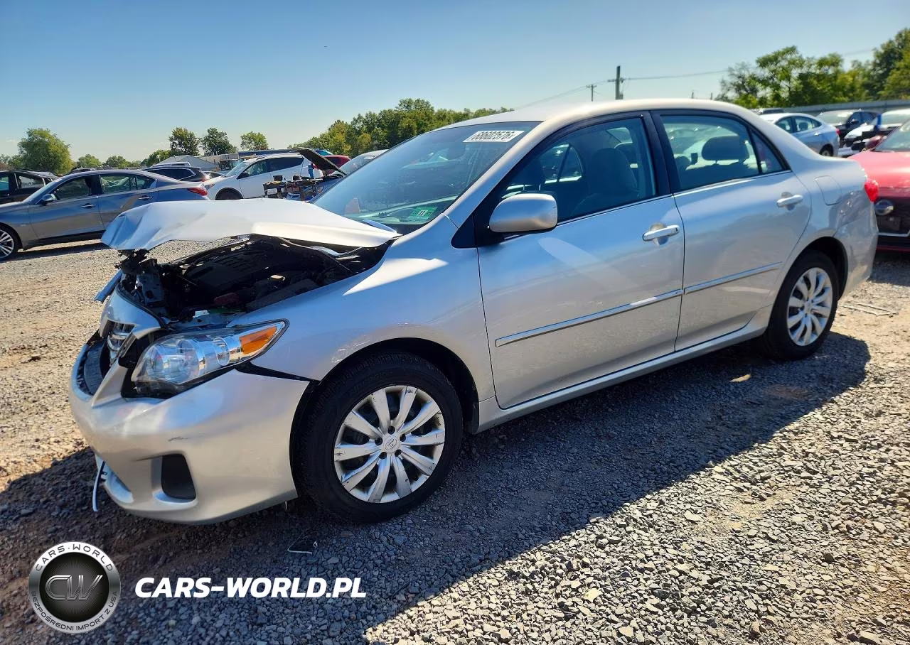 2013 Toyota Corolla Le VIN:2T1BU4EE9DC940754 - 1