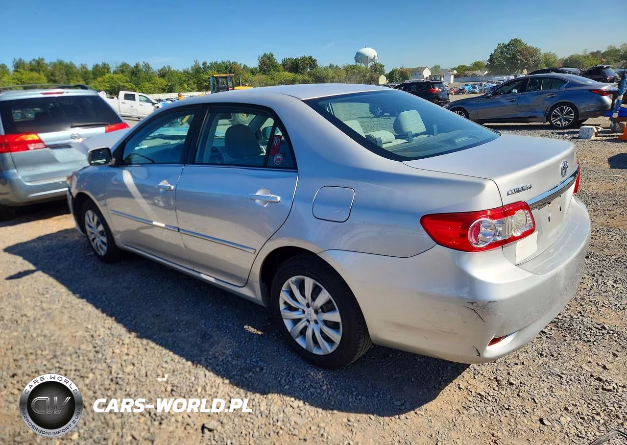 2013 Toyota Corolla Le VIN:2T1BU4EE9DC940754 - 2