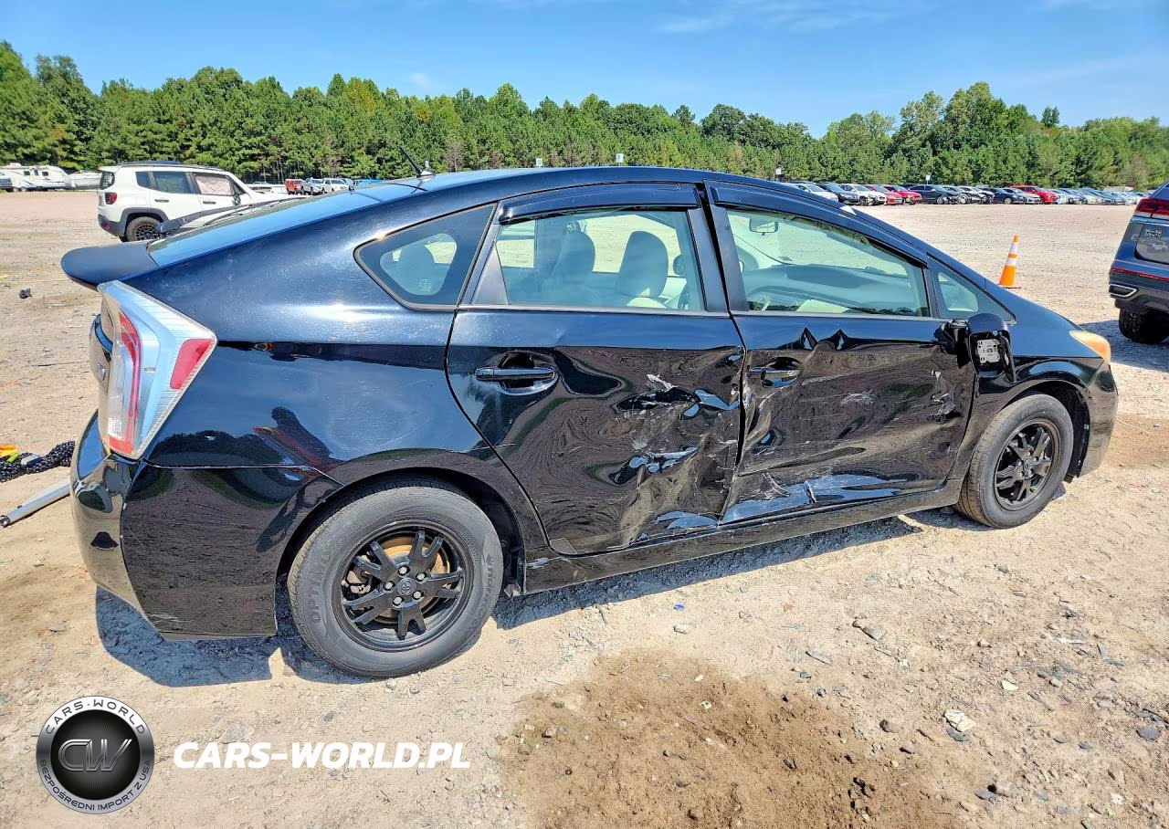 2012 Toyota Prius Two VIN:JTDKN3DU7C1542039 - 3