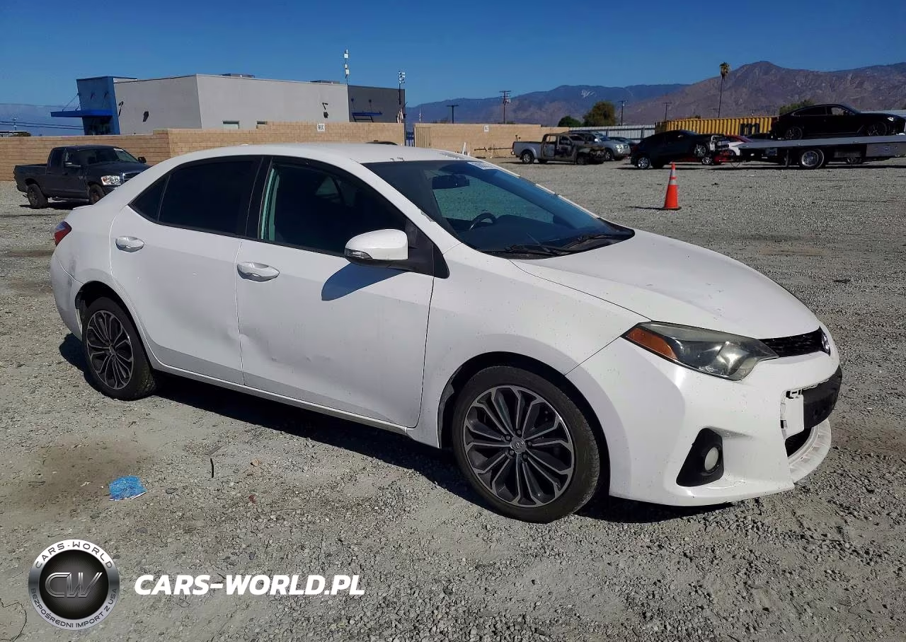 2015 Toyota Corolla S Plus VIN:5YFBURHE7FP224043 - 4