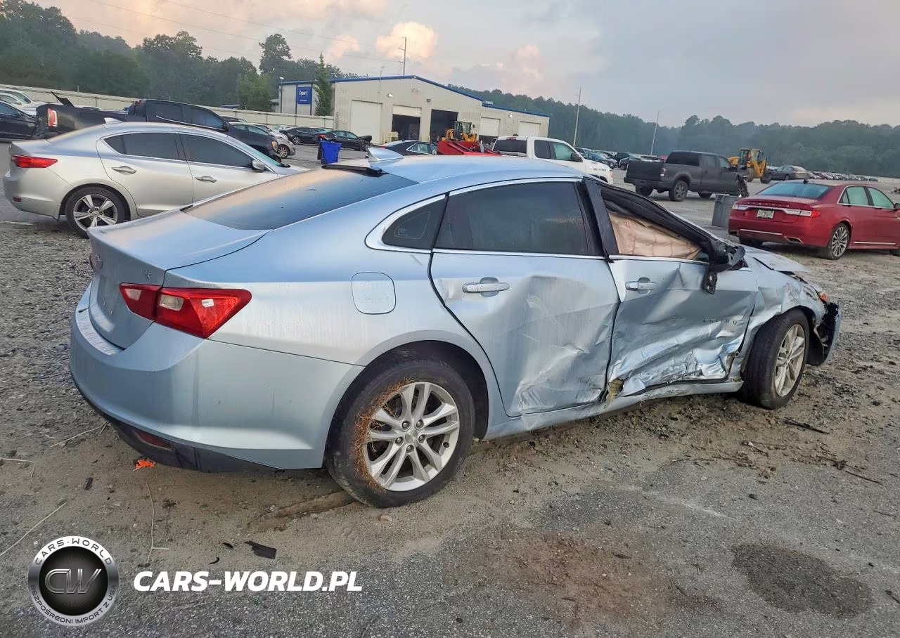 2018 Chevrolet Malibu Lt VIN:1G1ZD5ST6JF234229 - 3