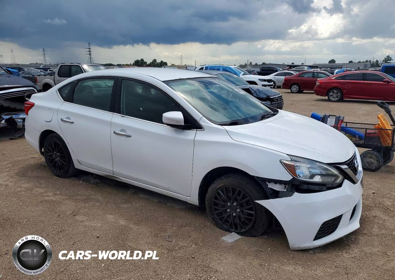 2016 Nissan Sentra S VIN:3N1AB7AP5GY219915 - 4