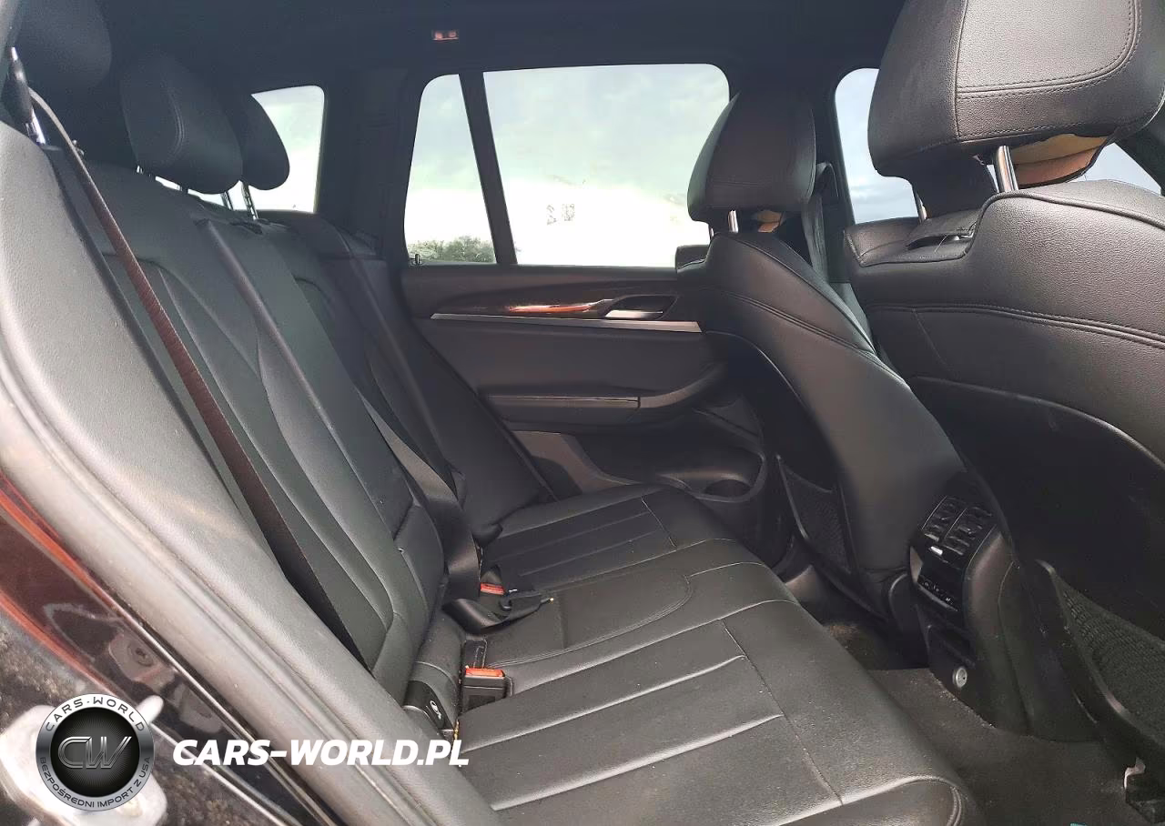 2019 BMW X3 xDrive30I VIN:5UXTR9C56KLE18516 - 10