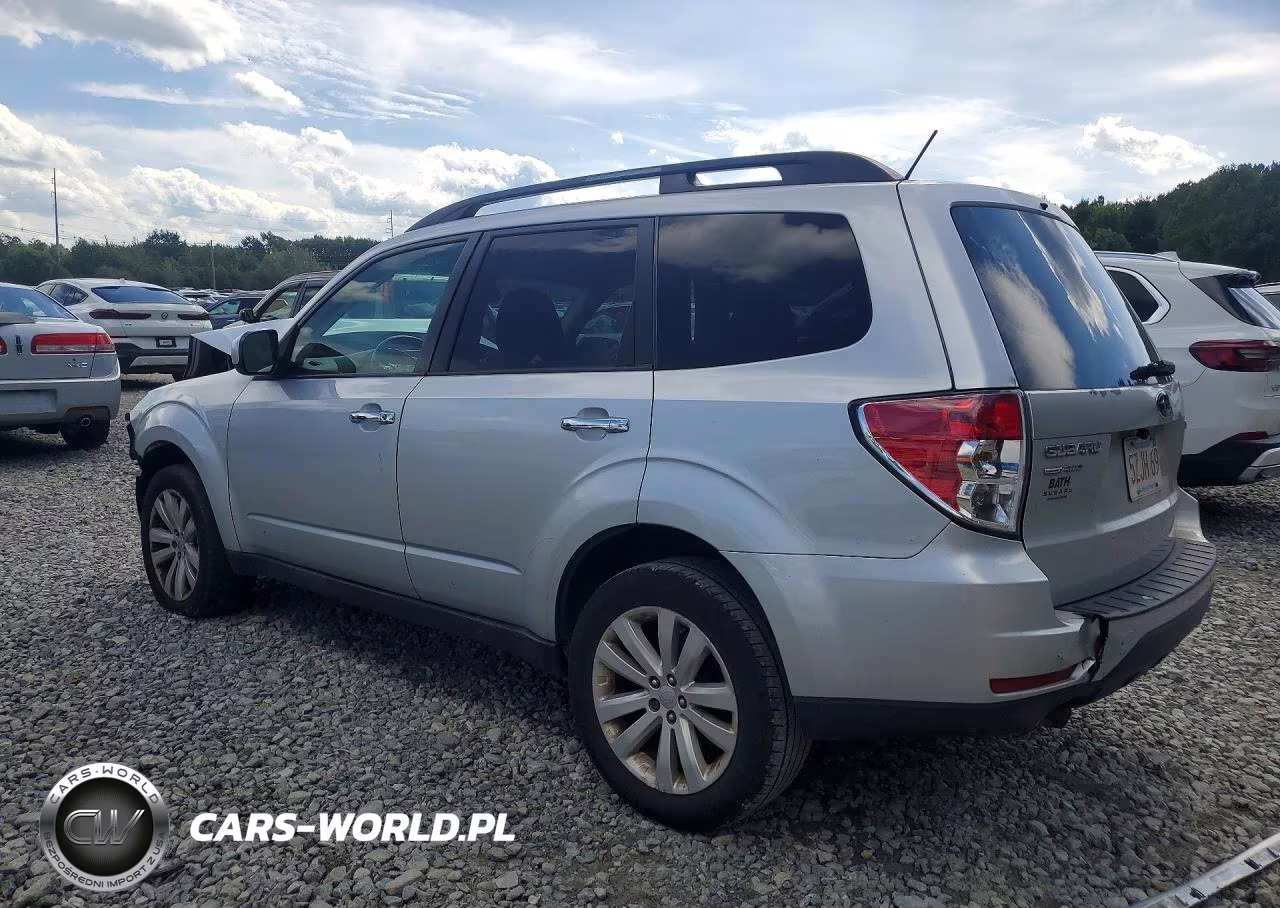 2011 Subaru Forester 2.5X Premium VIN:JF2SHADC4BH723612 - 2