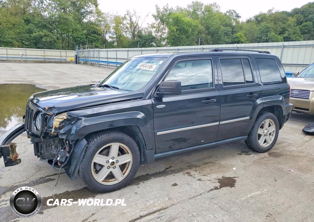 2010 Jeep Patriot Sport VIN:1J4NF1GB9AD623381 - 1