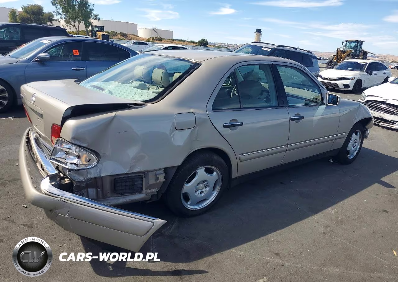 1999 Mercedes-Benz E 430 VIN:WDBJF70H7XA815686 - 3