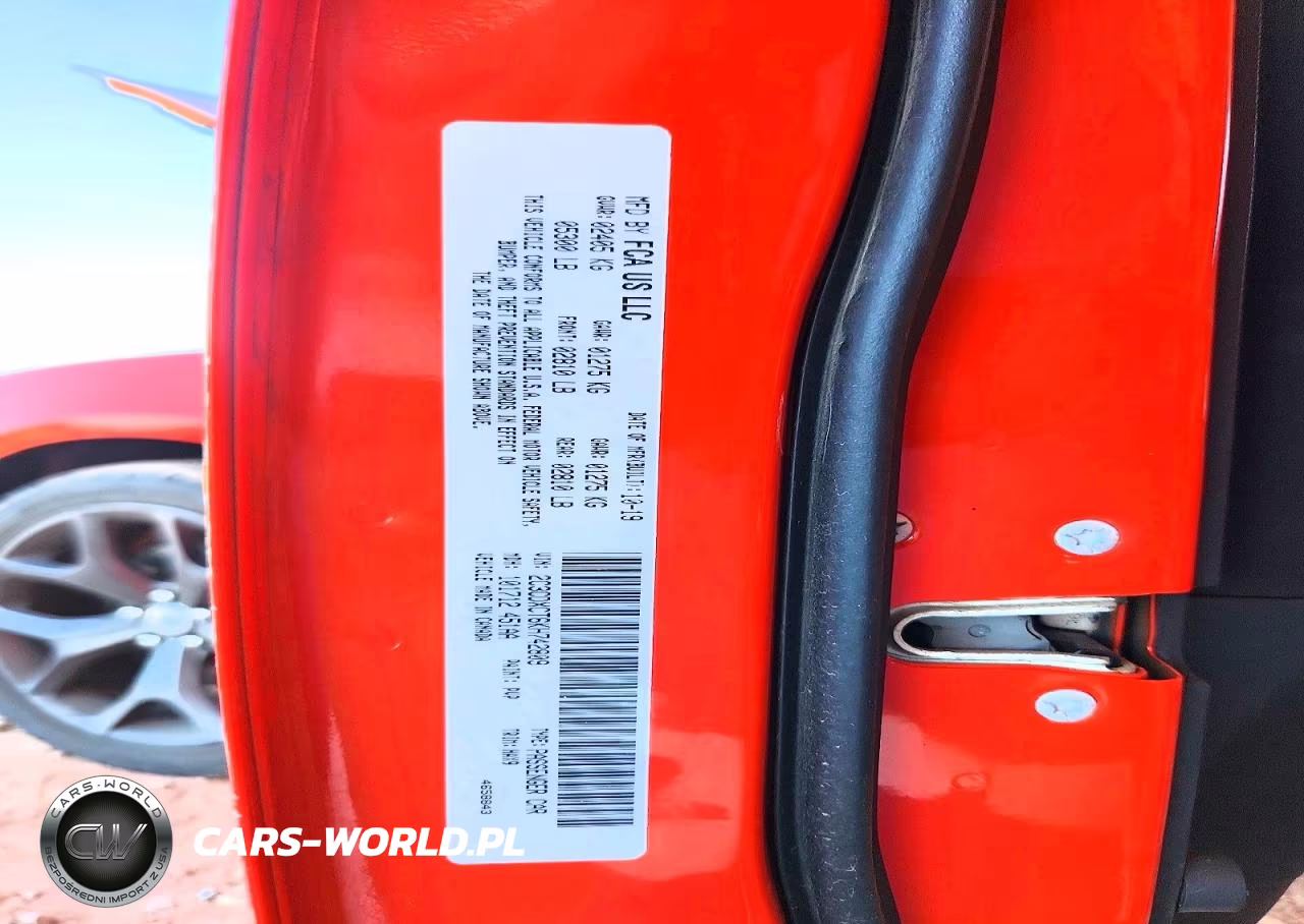 2019 Dodge Charger R-T VIN:2C3CDXCT6KH742809 - 12