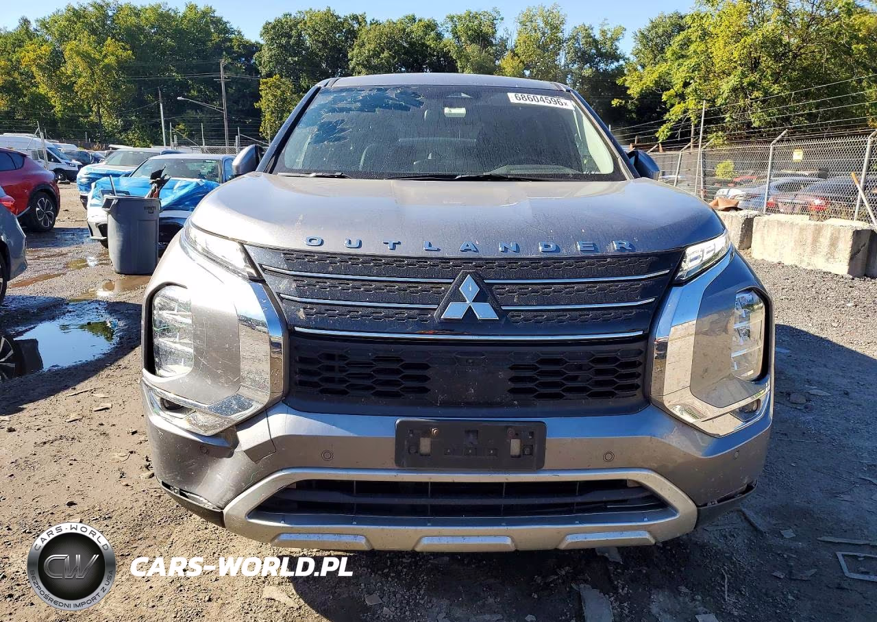 2023 Mitsubishi Outlander Se VIN:JA4J3UA87PZ013108 - 5