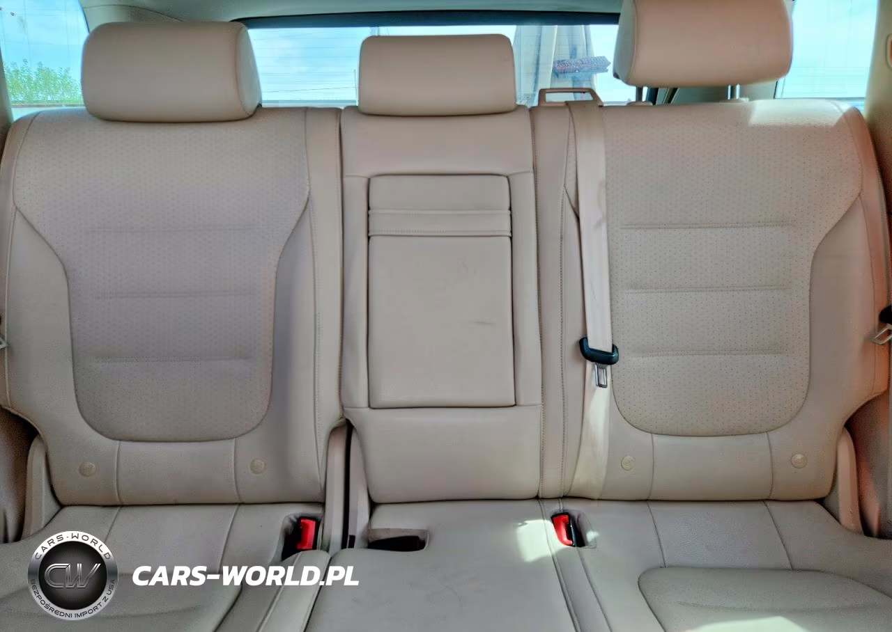 2014 Volkswagen Touareg V6 VIN:WVGEF9BP1ED002693 - 10