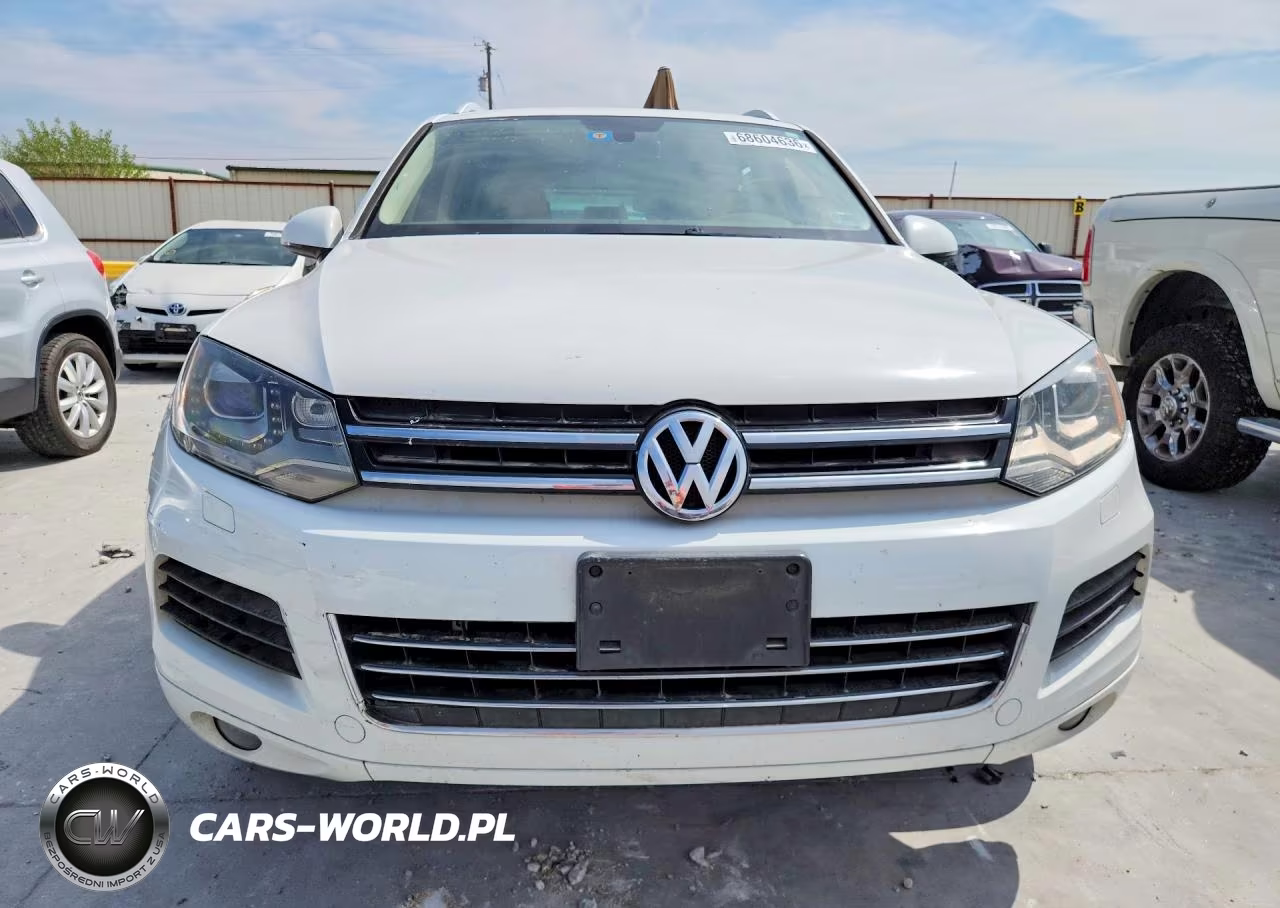 2014 Volkswagen Touareg V6 VIN:WVGEF9BP1ED002693 - 5