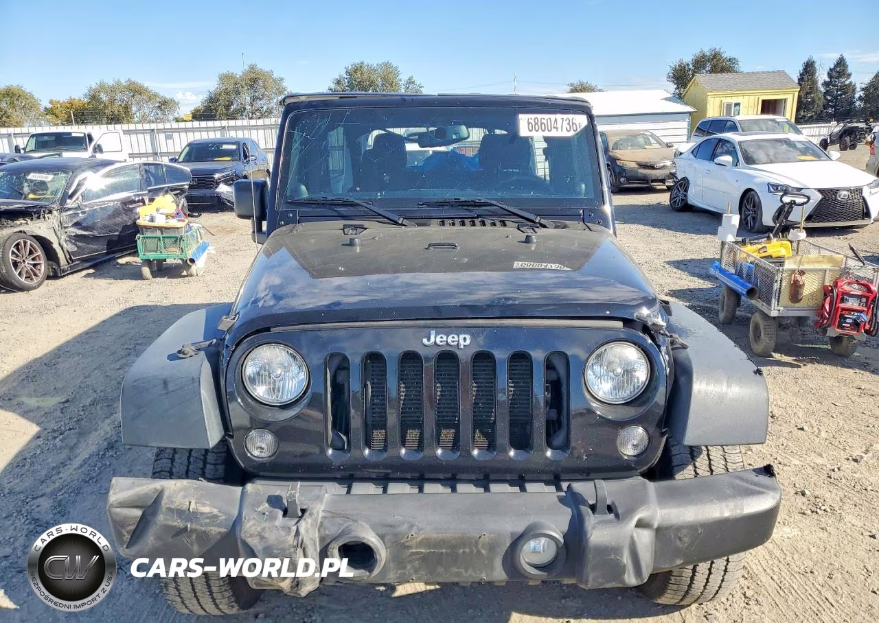 2014 Jeep Wrangler Unlimited Sport VIN:1C4BJWDG8EL316381 - 5