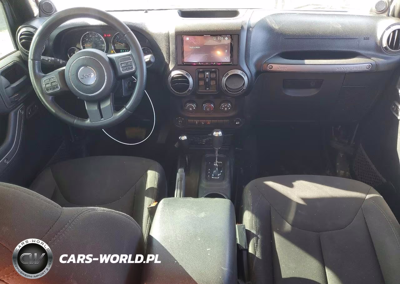 2014 Jeep Wrangler Unlimited Sport VIN:1C4BJWDG8EL316381 - 8